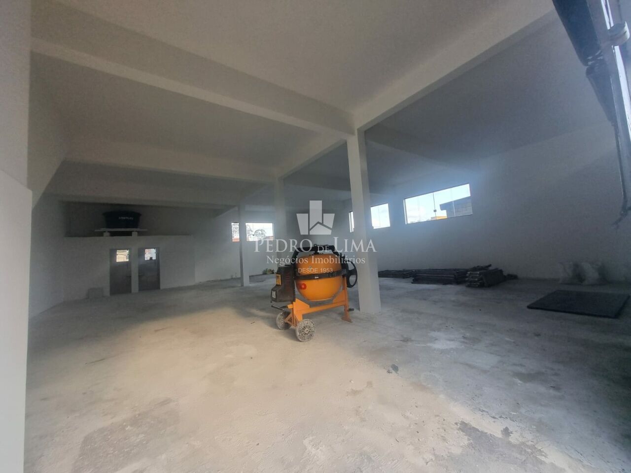 Prédio Comercial de 640M² 6 Vagas no Jardim Aricanduva