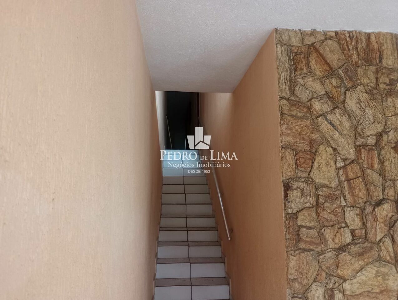  Sobrado Frontal na Vila Jacui 220m²