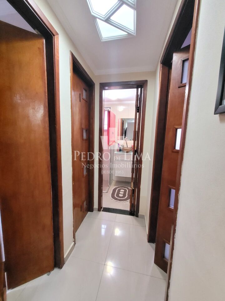 Apartamento com 3 dormitórios e 1 vaga no Cangaíba