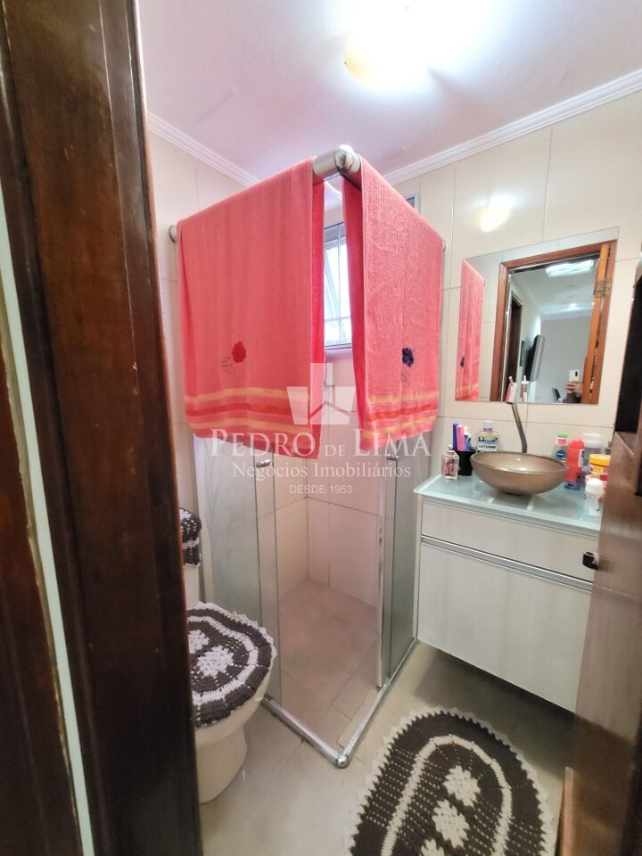 Apartamento com 3 dormitórios e 1 vaga no Cangaíba