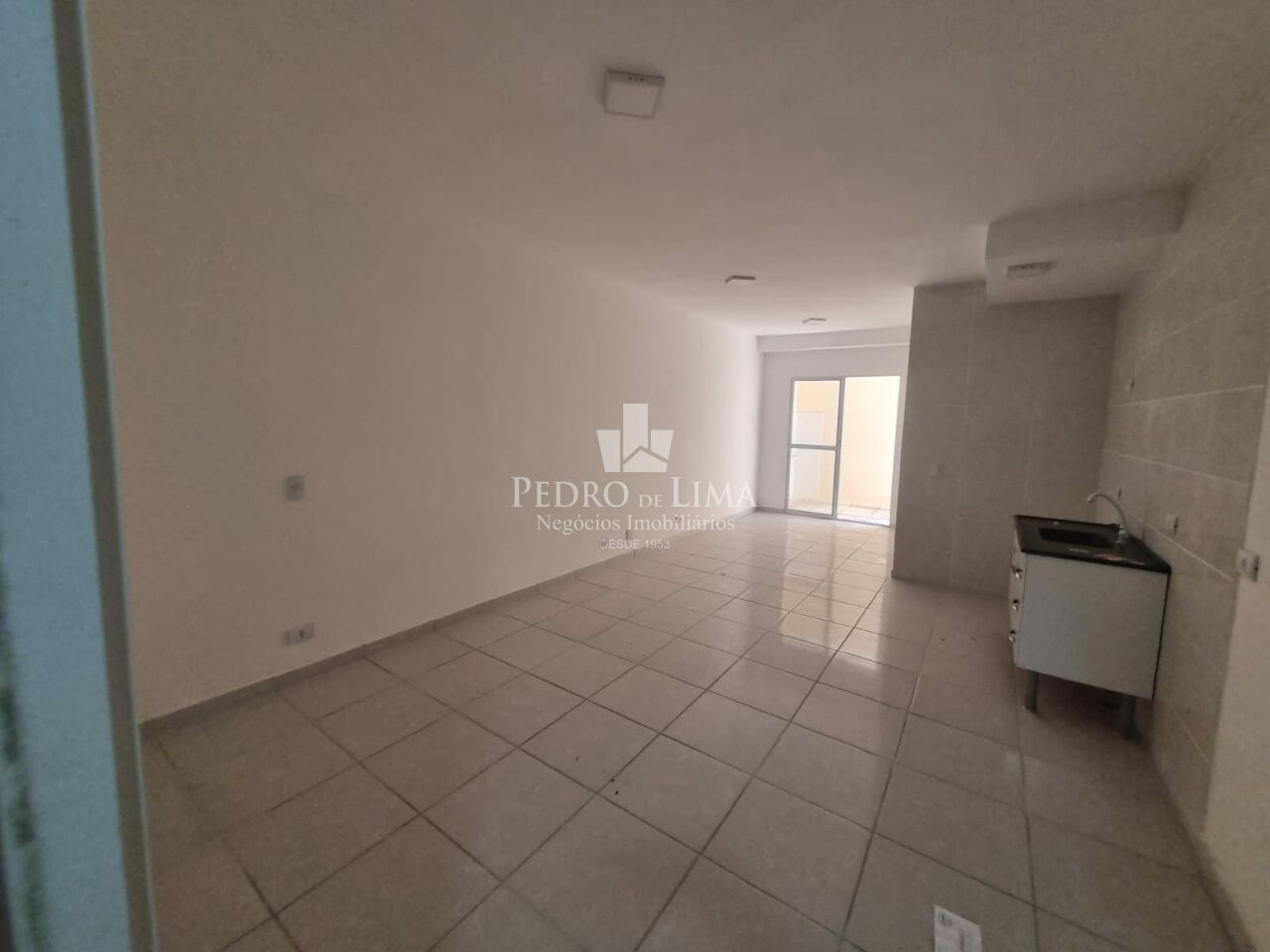 imagem do imovel Apartamento de 1 quarto sala e cozinha integrados, banheiro e lavanderia na Penha ref: PE42311