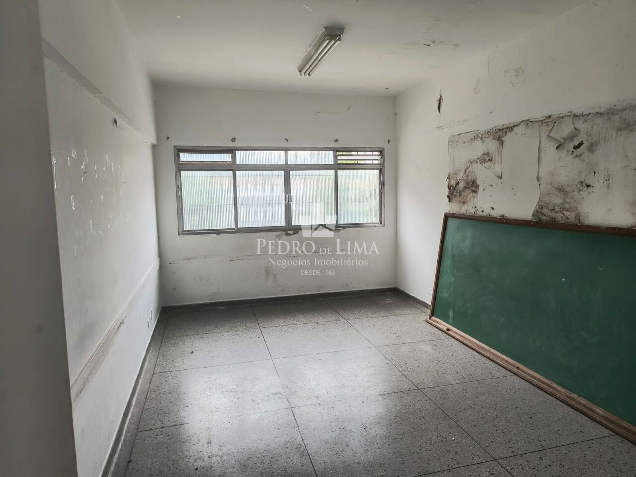 Conjunto Comercial 13 Salas na Vila São Francisco 