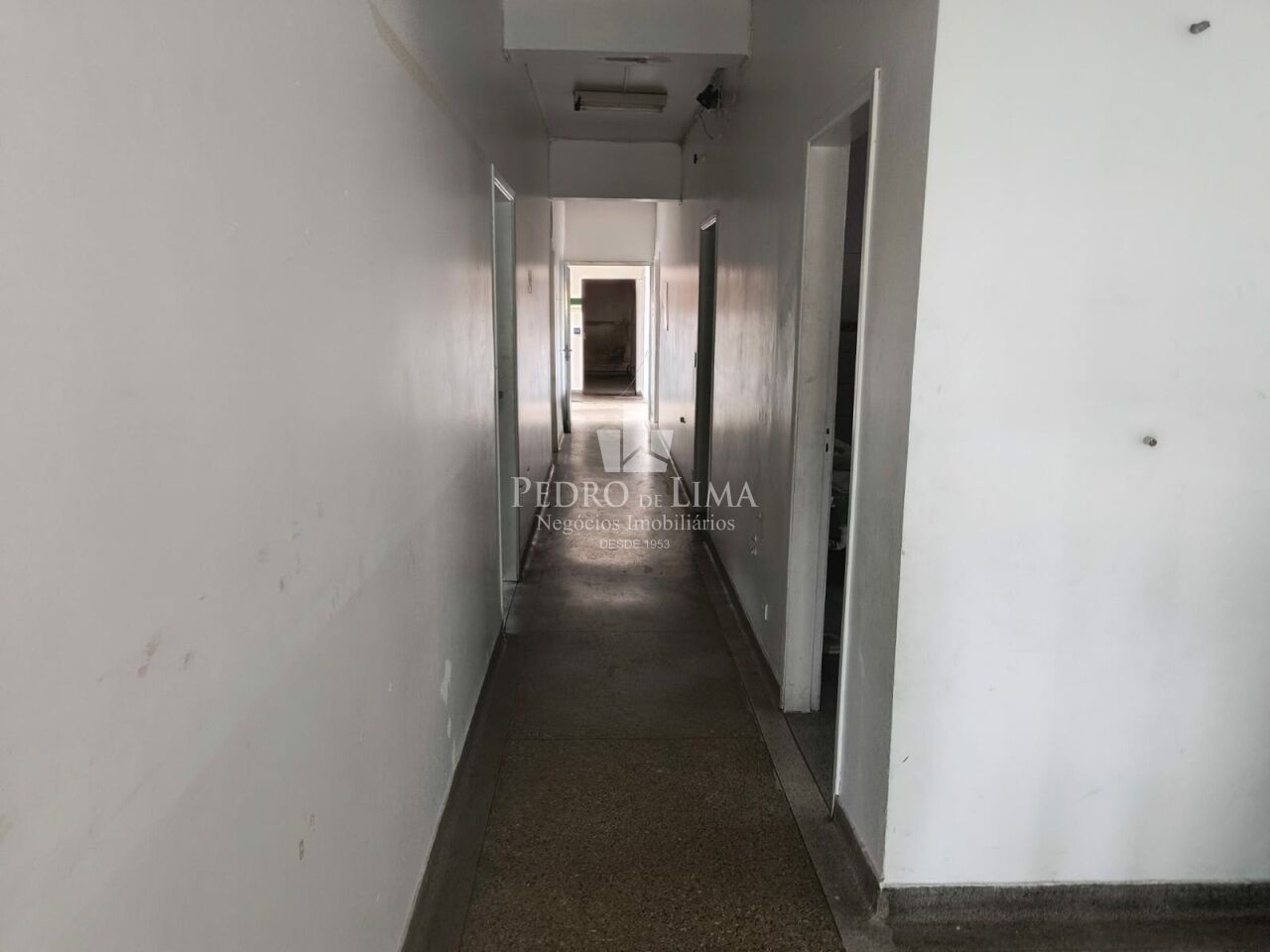 Conjunto Comercial 13 Salas na Vila São Francisco 