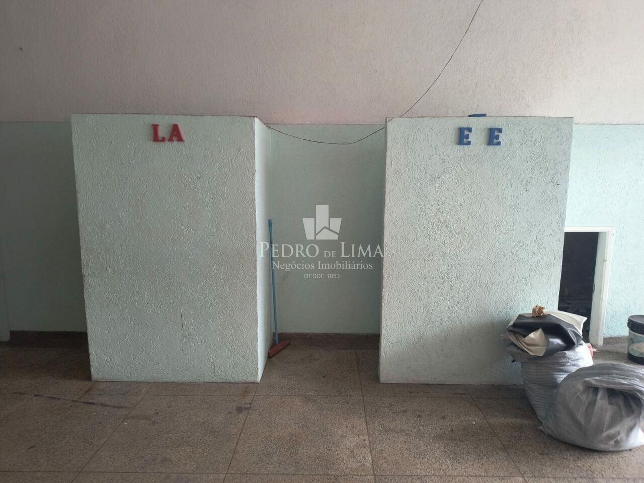 Salão Comercial 140m² na Vila São Francisco