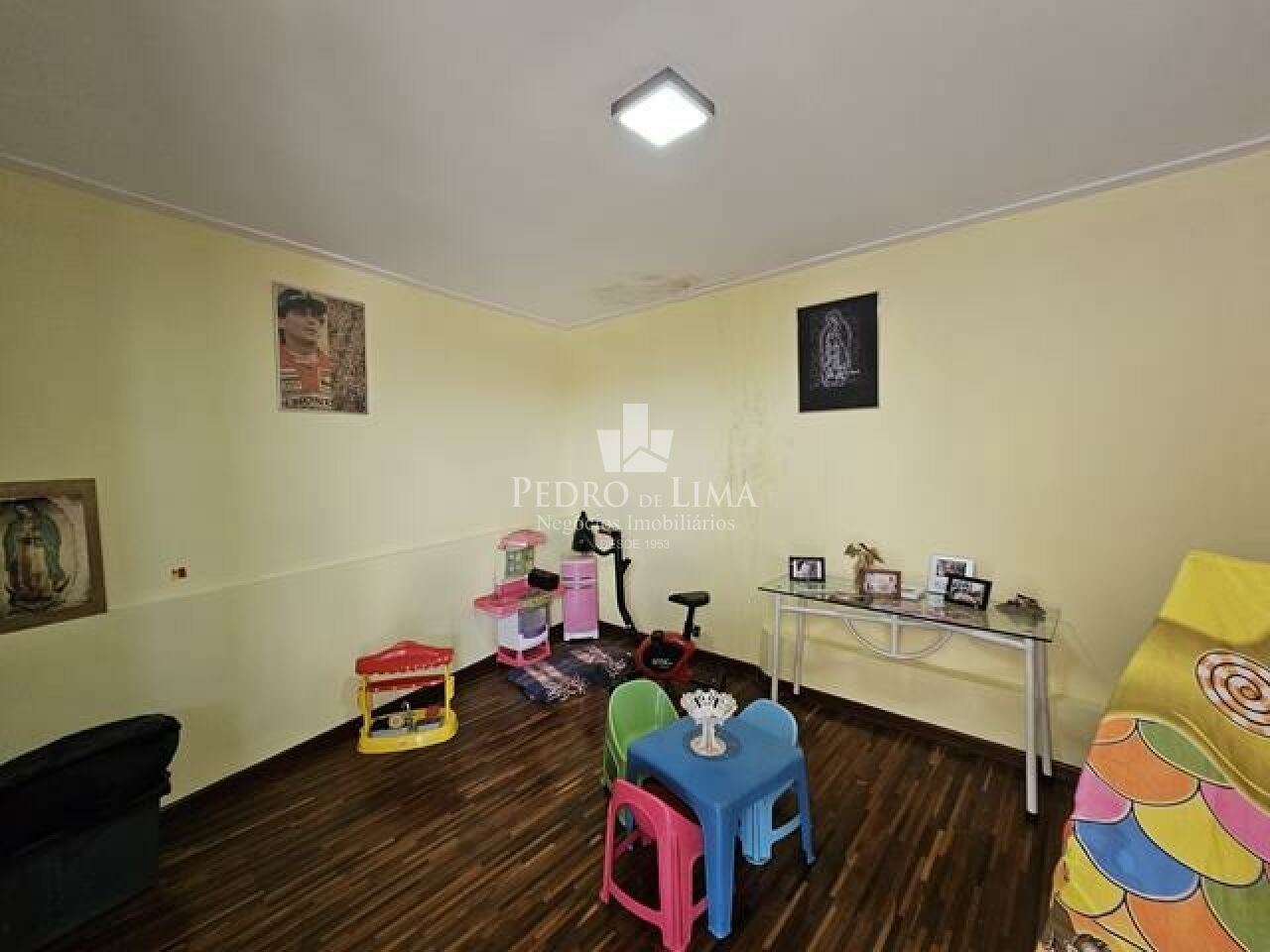 Casa assobradada no Cangaíba, com 3 dormitórios, 1 vaga e 130 m².