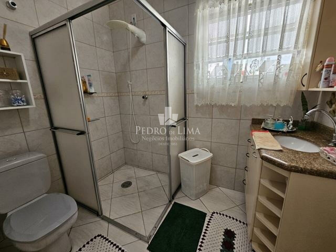 Casa assobradada no Cangaíba, com 3 dormitórios, 1 vaga e 130 m².