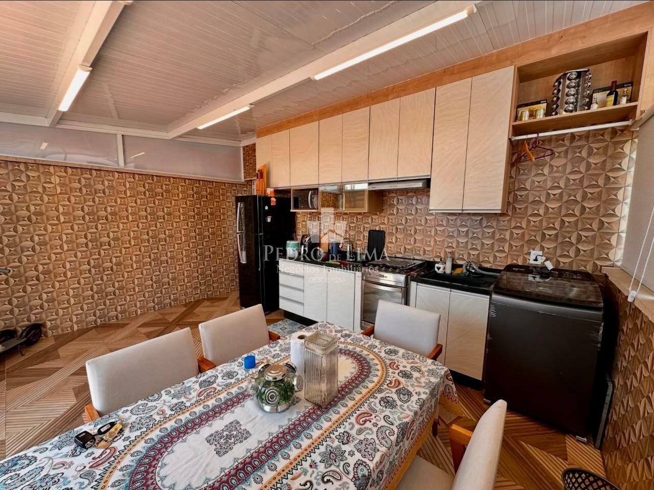 Apartamento cobertura, 2 Dormitórios e 1 vaga no Lajeado