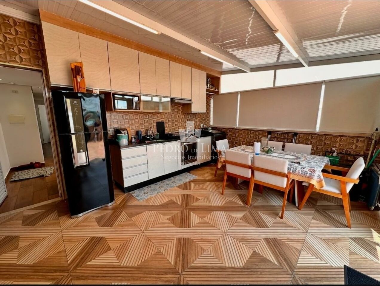 Apartamento cobertura, 2 Dormitórios e 1 vaga no Lajeado