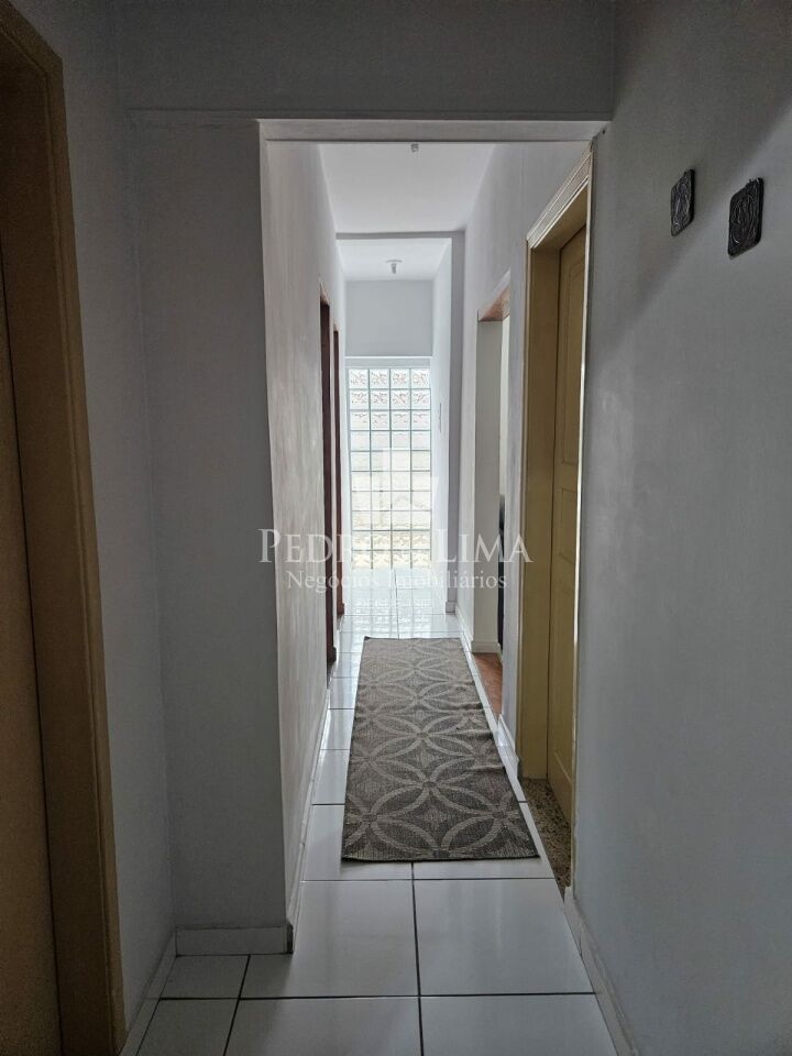imagem do imovel Casa terrea  com   amplo  quintal na Ponte Rasa  ref: PE42437