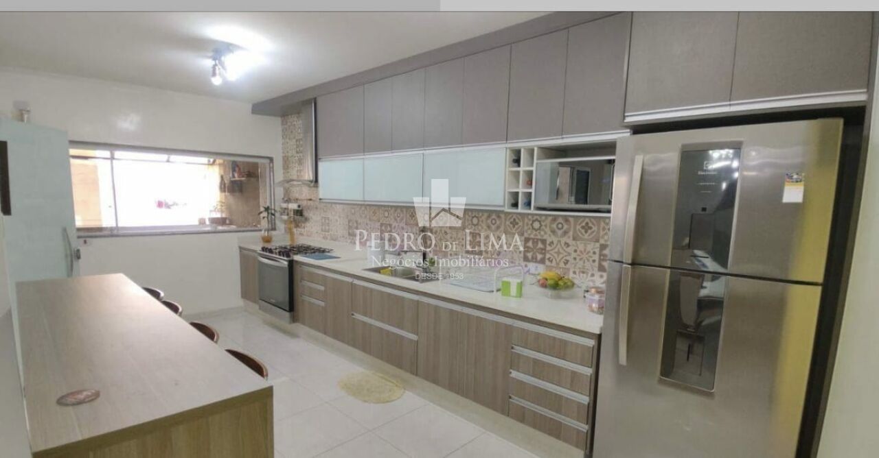 imagem do imovel Sobrado frontal com 3 dormitórios sendo 1 suite na Cidade Lider ref: PE42455