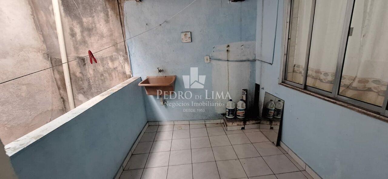 Sobrado frontal no Cangaiba