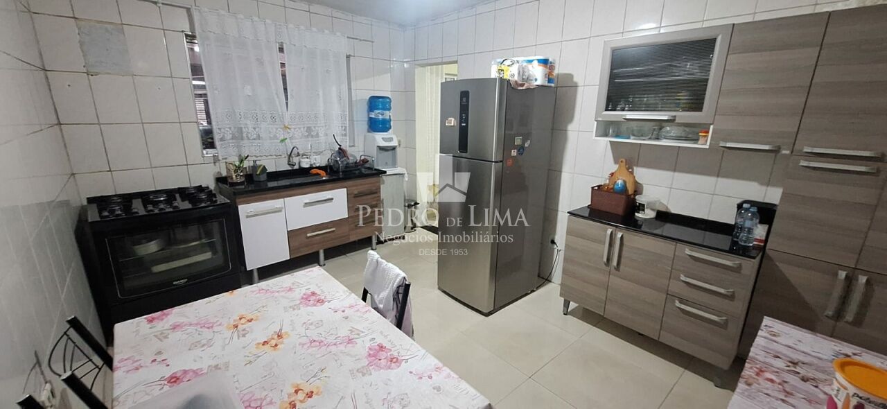 Sobrado frontal no Cangaiba
