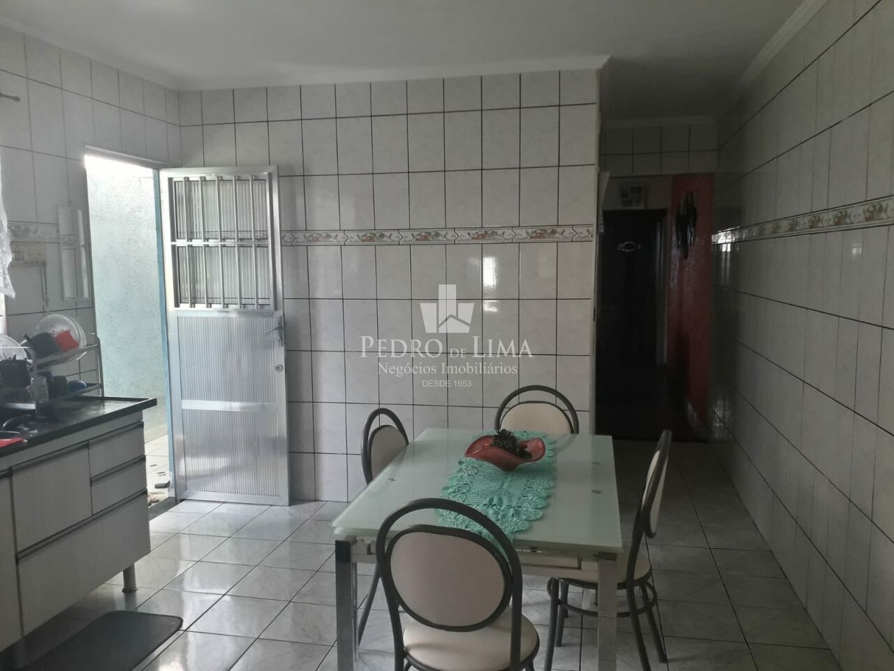 Casa  terrea  com  corredor lateral e quintal na Vila Curuça
