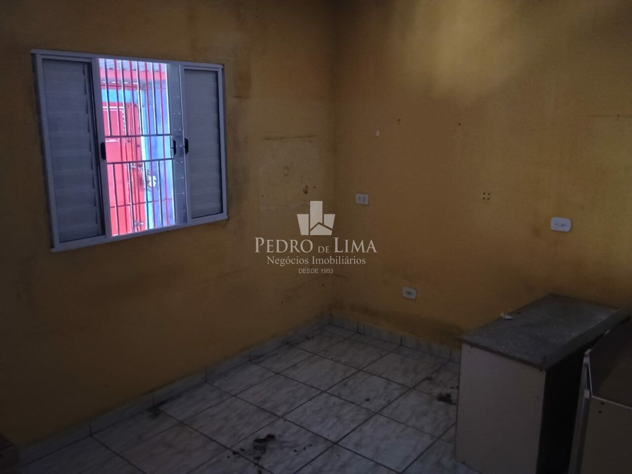 Casa terrea com 3 dormitorios, sendo 1 suite e 3 vagas de garagem no Jardim Camargo Novo 