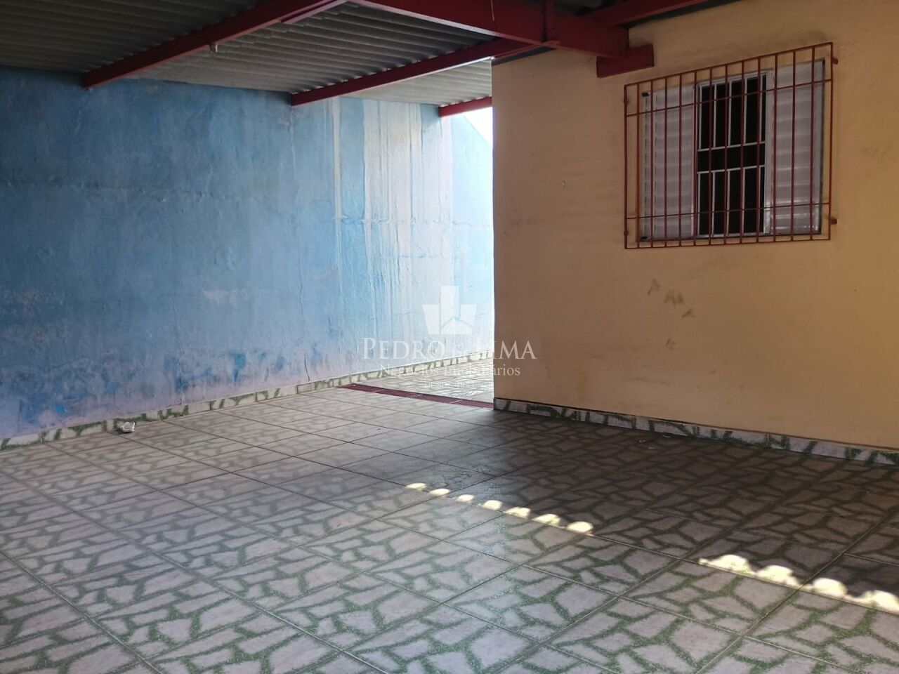 Casa terrea com 3 dormitorios, sendo 1 suite e 3 vagas de garagem no Jardim Camargo Novo 