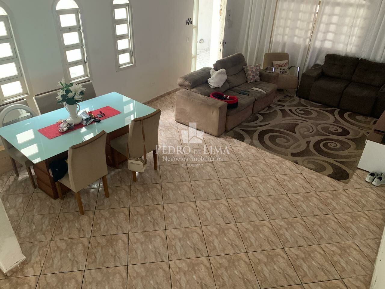 imagem do imovel Sobrado frontal á venda na Vila Pierina/Cangaiba conta com 3 quartos sendo 1 suíte, 3 vagas ref: PE42612