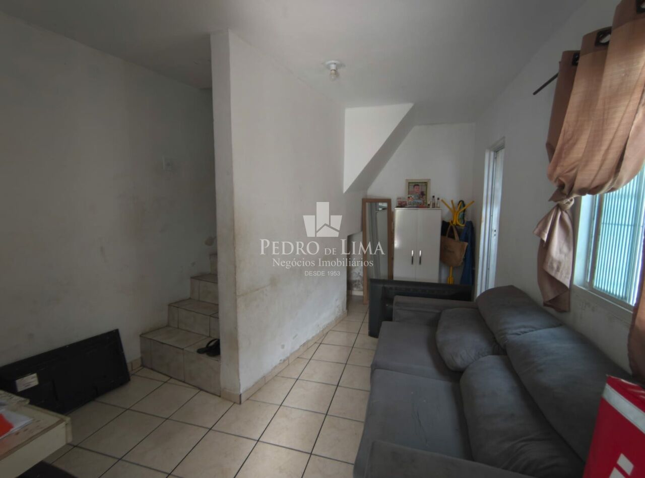 Casa terrea  na frente  e um sobrado nos fundos   na região  do, jd. Brasilia - Cidade Lider 