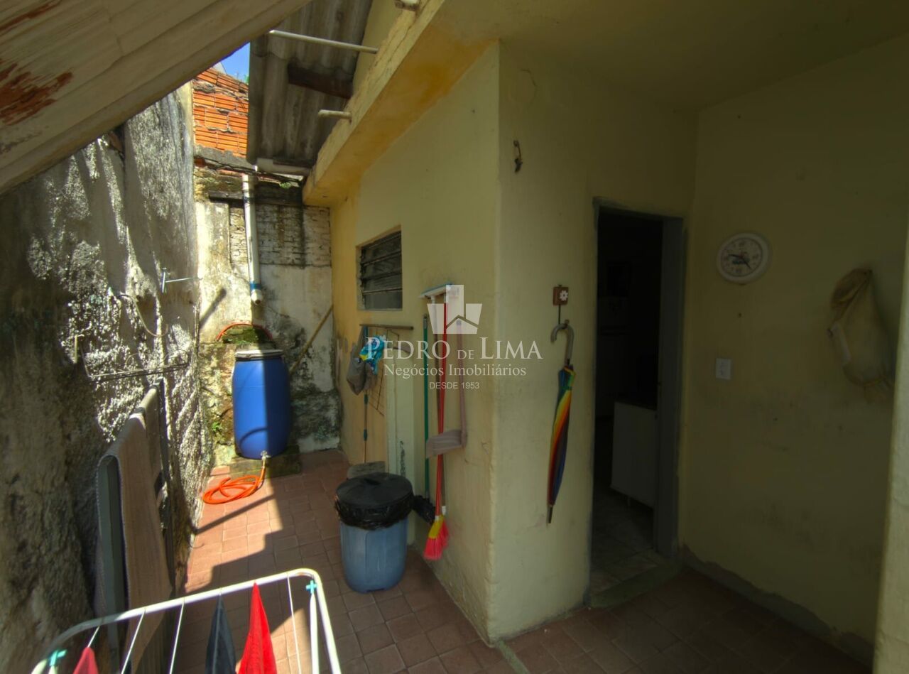 Casa terrea  na frente  e um sobrado nos fundos   na região  do, jd. Brasilia - Cidade Lider 