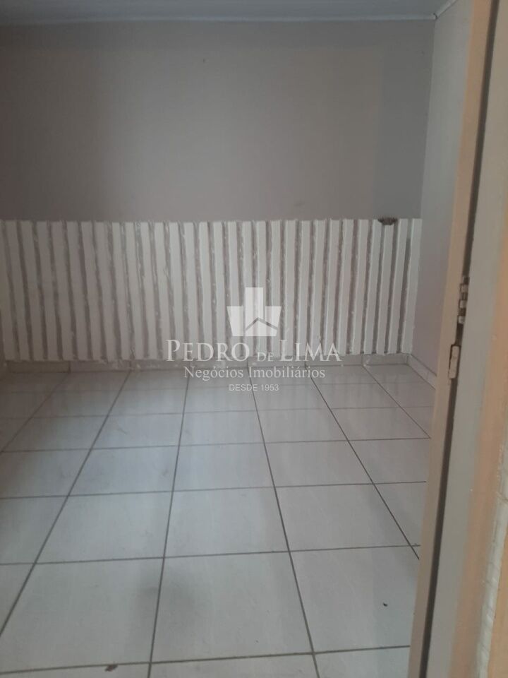 Casa Terrea com 2 dormitorios, 2 vagas e Edicula nos fundos na Vila Jacui