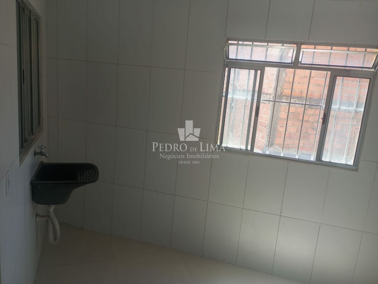 imagem do imovel Ótima Casa Térrea com ! dormitório, sem vaga de garagem na Vila Nair próximo a Av Assis Ribeiro ref: PE42680