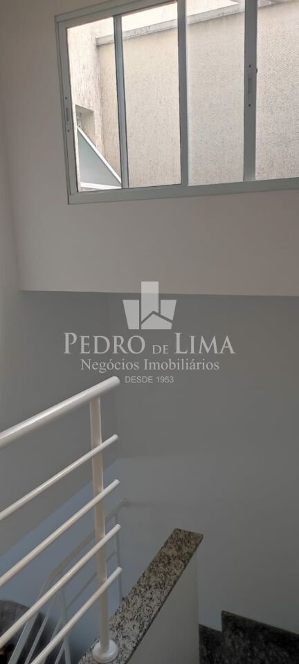 Sobrado Vila Prudente  com 110 m² de área - 2 suítes com 2 vagas de garagem
