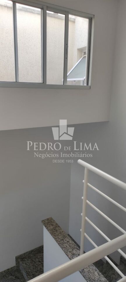 Sobrado Vila Prudente  com 110 m² de área - 2 suítes com 2 vagas de garagem