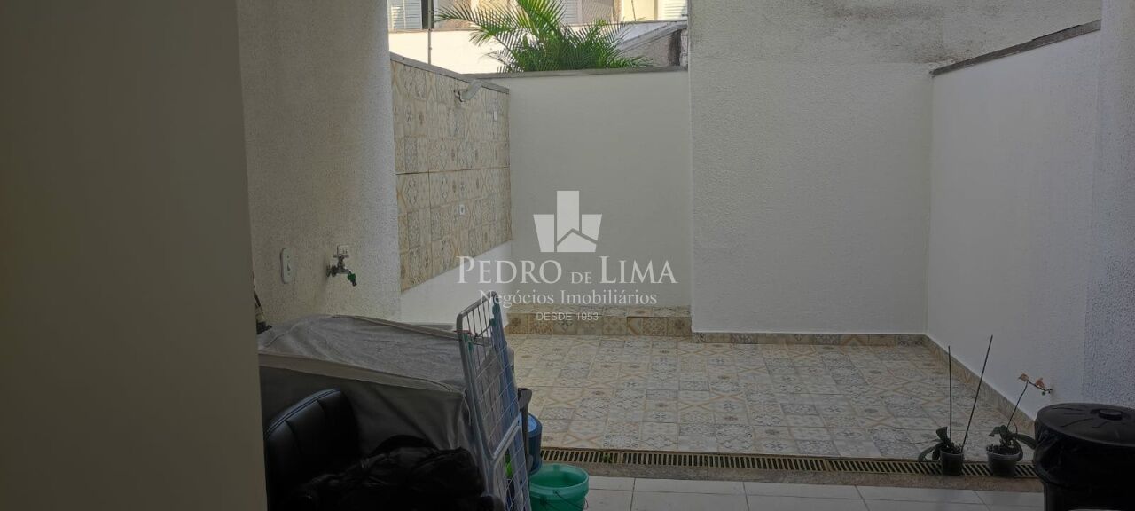 Sobrado Vila Prudente  com 110 m² de área - 2 suítes com 2 vagas de garagem