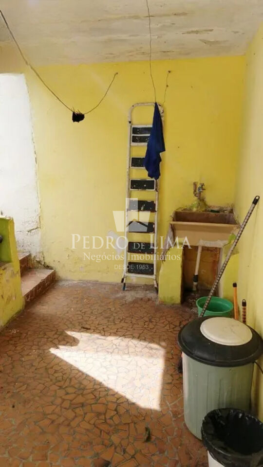 Casa Assobradada com corredor lateral e quintal no Ermelino Matarazzo
