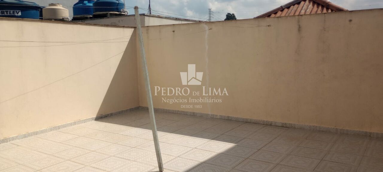 Sobrado Frontal dois Dormitórios com Edícula na Ponte Rasa