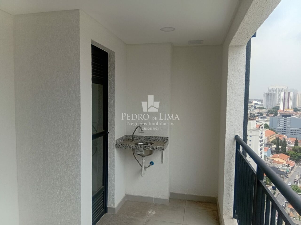 imagem do imovel Apartamento com 3 dormitorios sendo uma suite 2 vagas de garagem na Penha ref: PE42718
