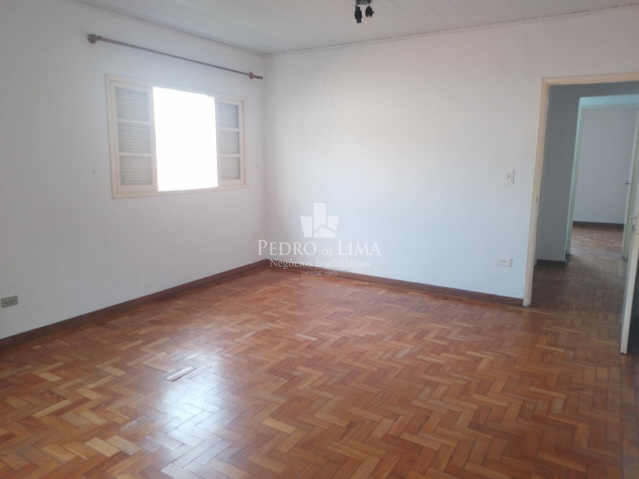 Sobrado Frontal com 2 quartos no Cangaíba