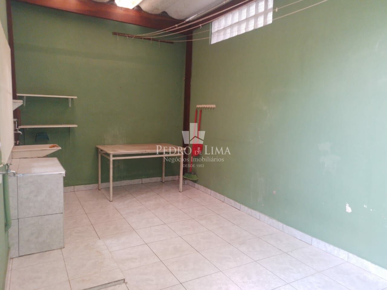Sobrado Frontal com 2 quartos no Cangaíba