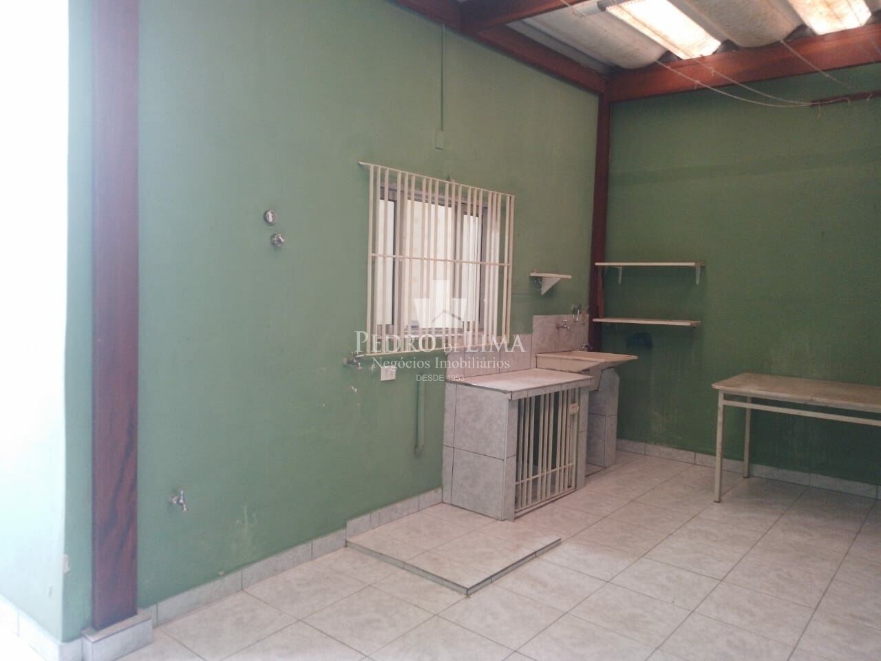 Sobrado Frontal com 2 quartos no Cangaíba