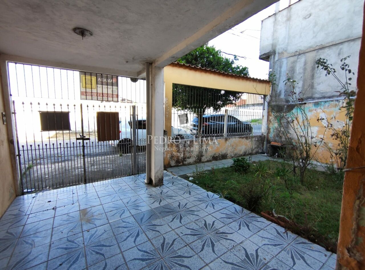 Sobrado frontal na região do Cangaíba