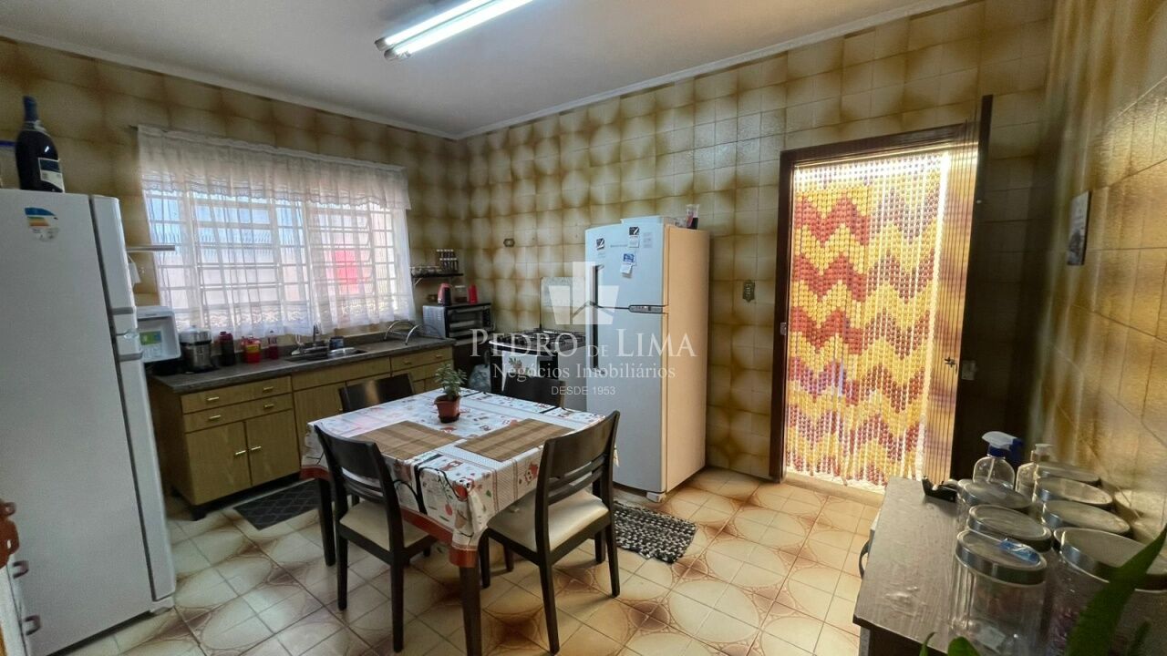 imagem do imovel Casa térrea 2 quartos, sendo 1 suíte, 3 vagas, na Penha. ref: PE42914
