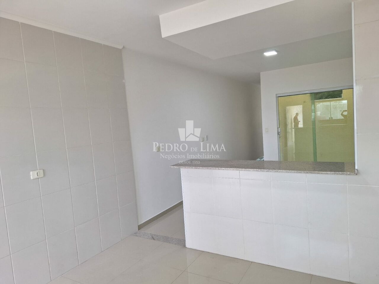 Sobrado no Patriarca com 3 suítes e 6 vagas na Vila Matilde