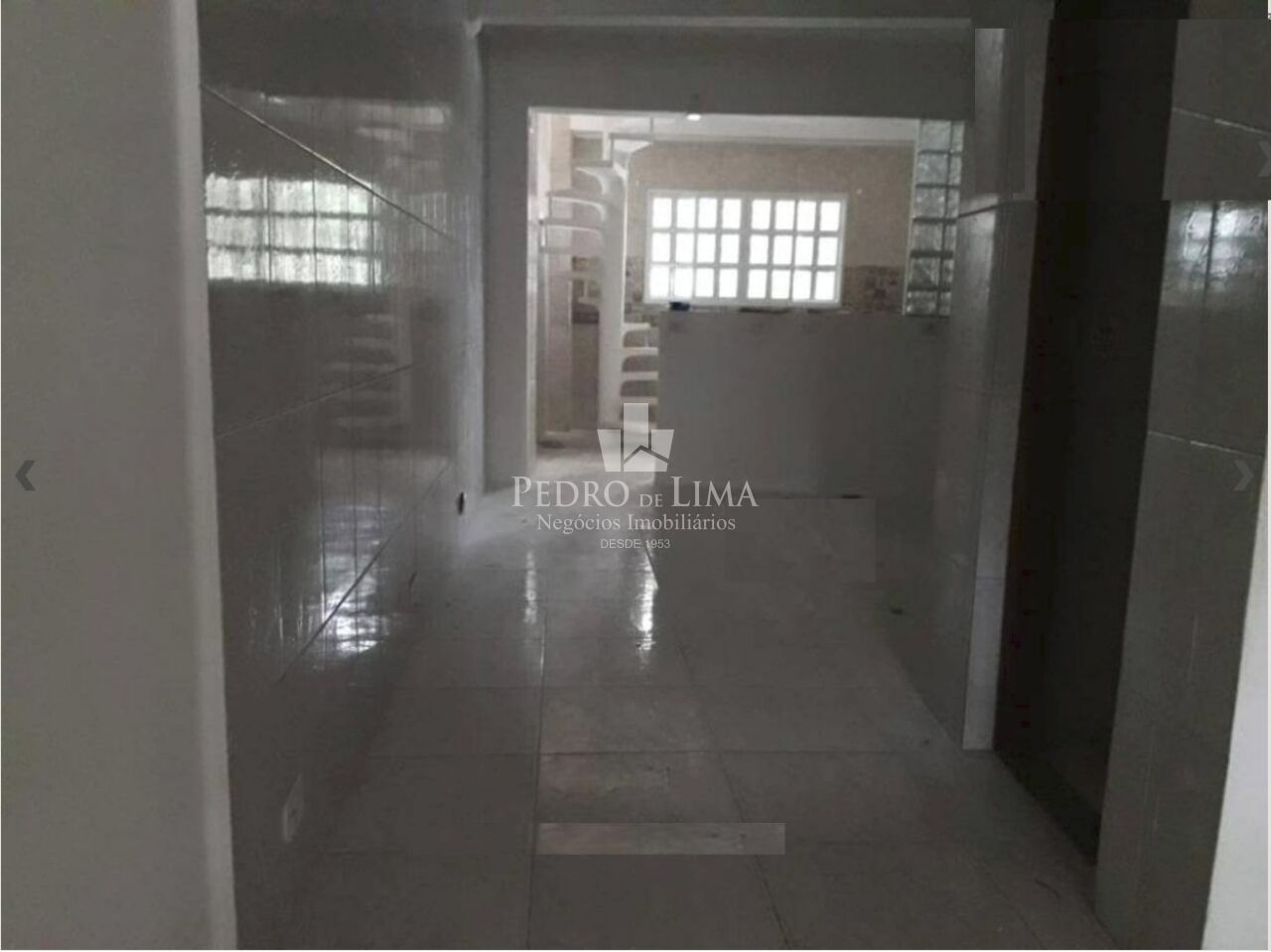 imagem do imovel Sobrado frontal de 84m², 2 quartos suítes um com varanda e 1 vaga na região de São Miguel ref: PE42966