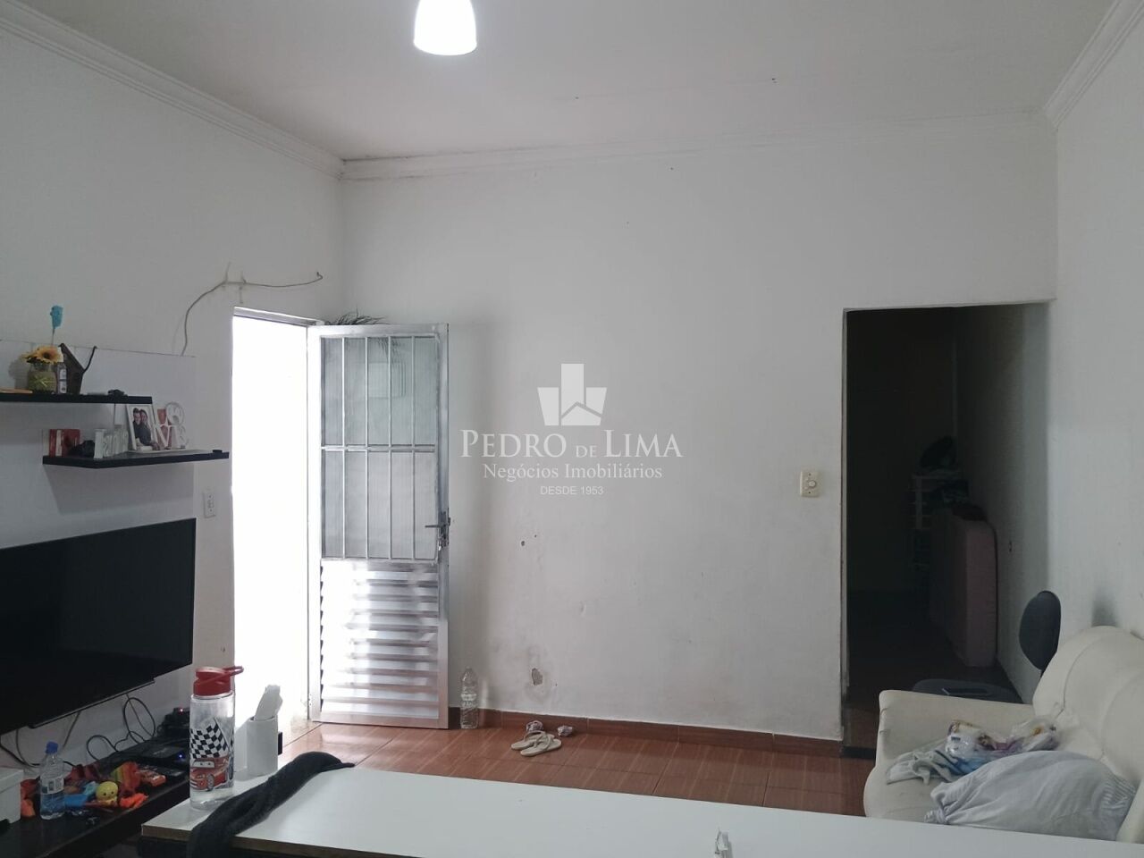 imagem do imovel Casa terrea com 2 quartos, e um salão comercial na frente - Vila Jacui  ref: PE42989