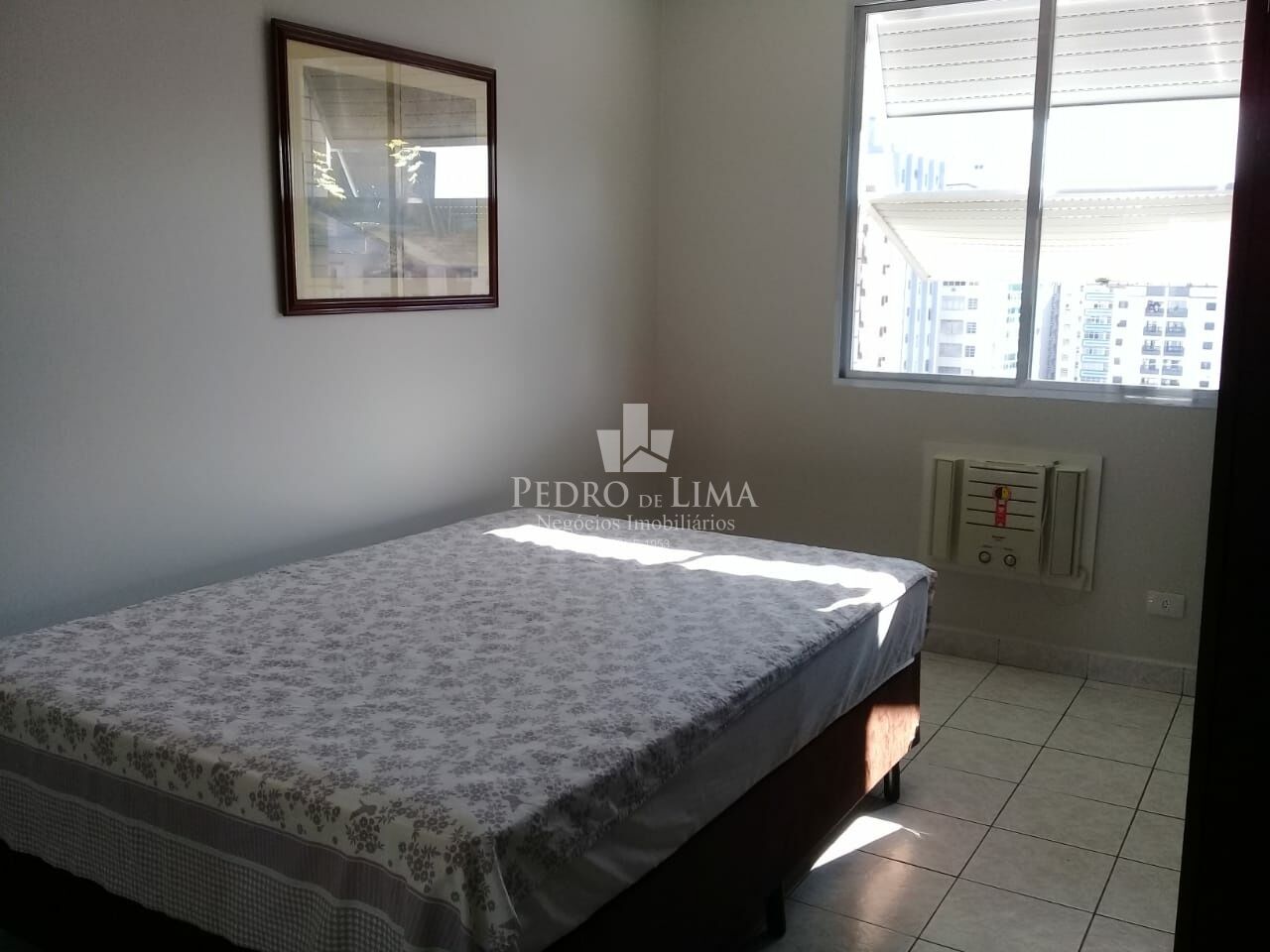 Apartamento próximo a Av. Presidente Wilson em São Vicente