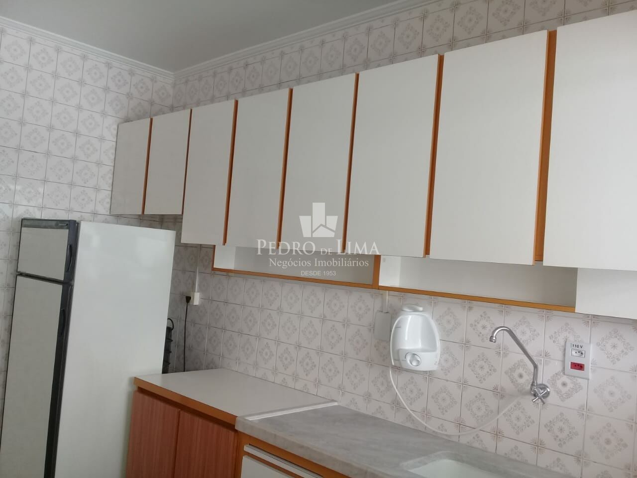 Apartamento próximo a Av. Presidente Wilson em São Vicente