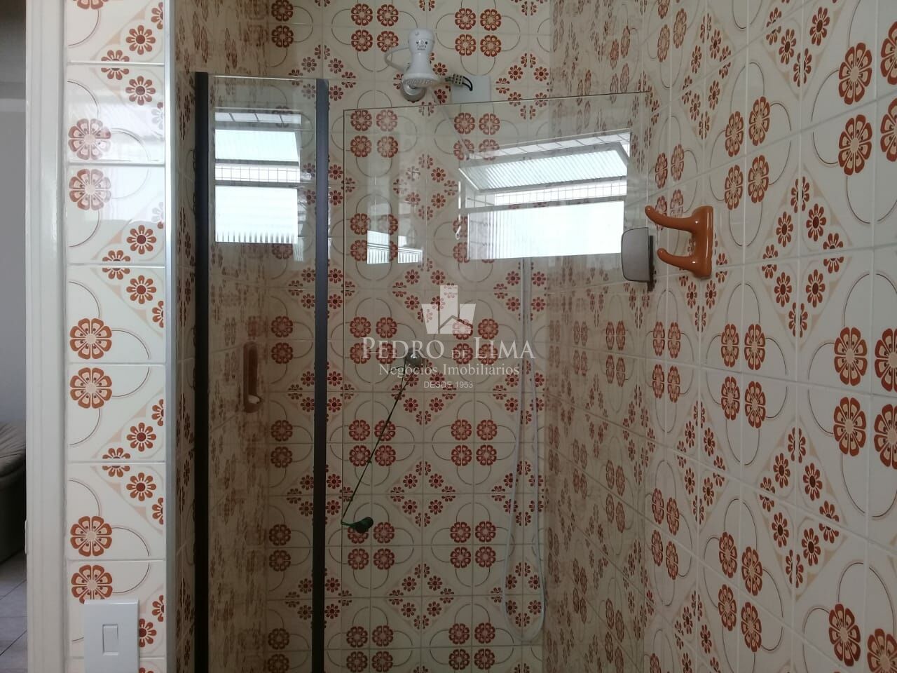 Apartamento próximo a Av. Presidente Wilson em São Vicente