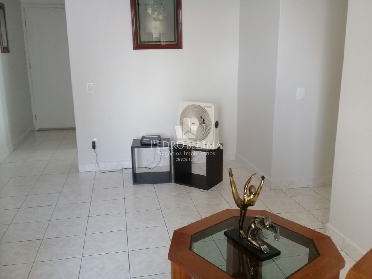 Apartamento próximo a Av. Presidente Wilson em São Vicente