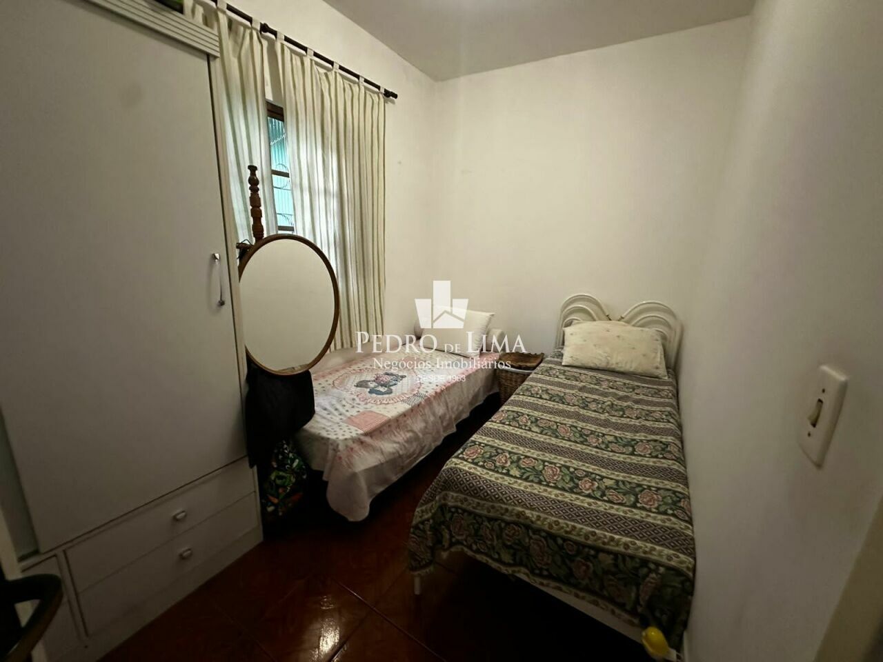 imagem do imovel Sobrado de 3 dormitórios com 2 banheiros e 2 vagas na Vila Jacui ref: PE43058