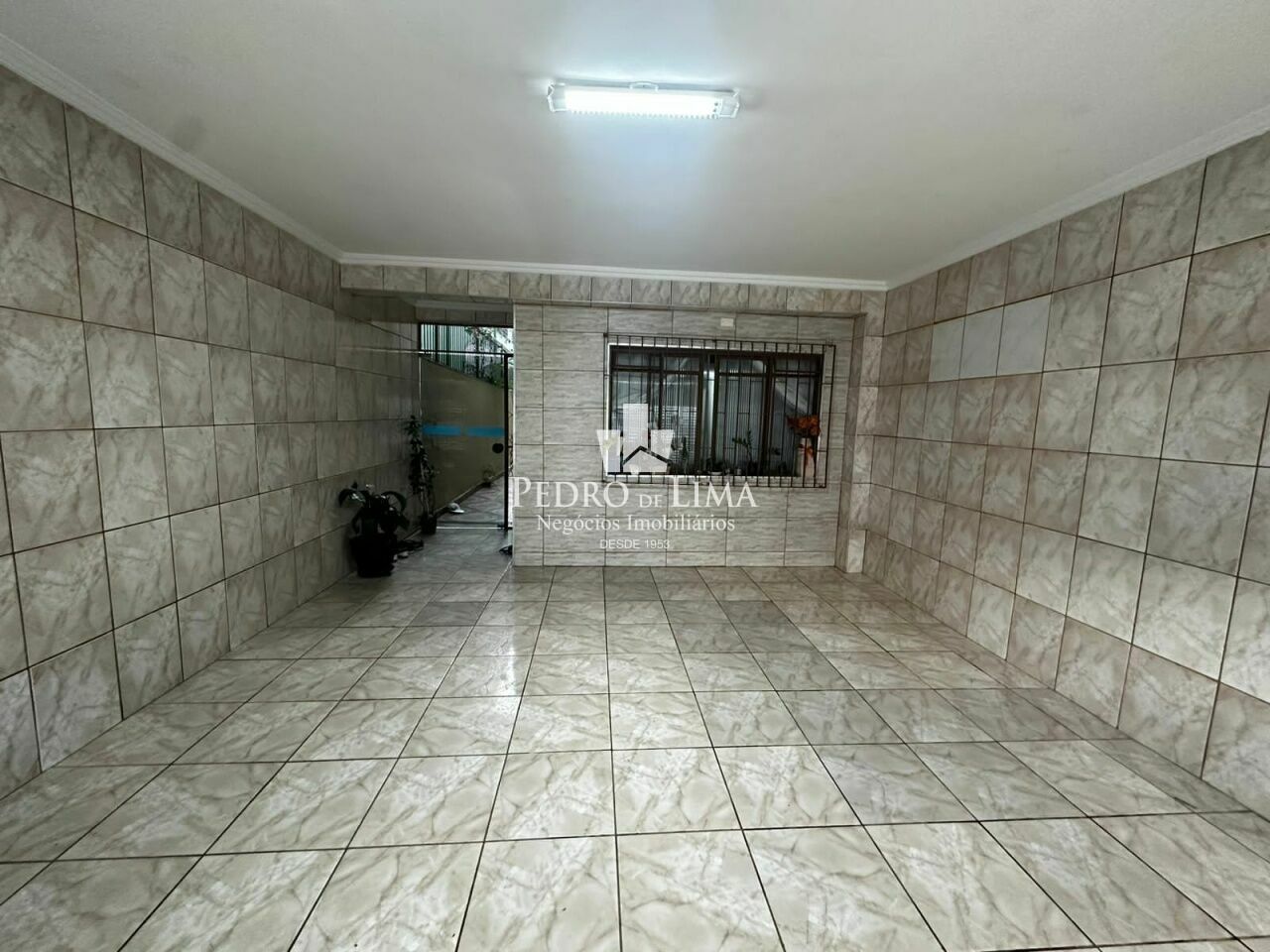 Sobrado de 3 dormitórios com 2 banheiros e 2 vagas na Vila Jacui