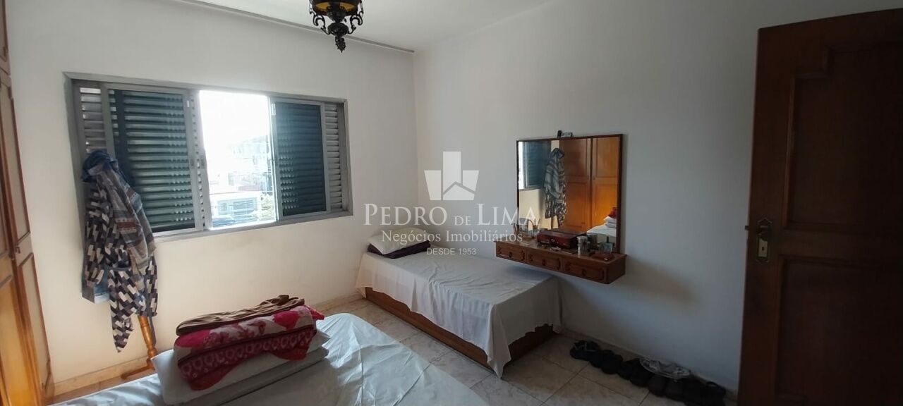 Casa Assobradada 162m², 3 quartos, 1 vaga coberta na Ponte Rasa.