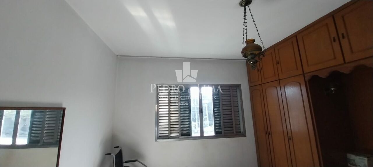 Casa Assobradada 162m², 3 quartos, 1 vaga coberta na Ponte Rasa.