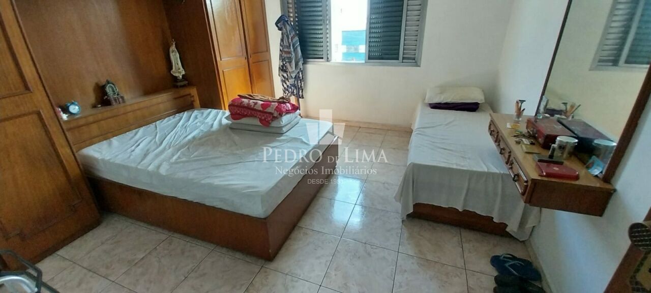 Casa Assobradada 162m², 3 quartos, 1 vaga coberta na Ponte Rasa.