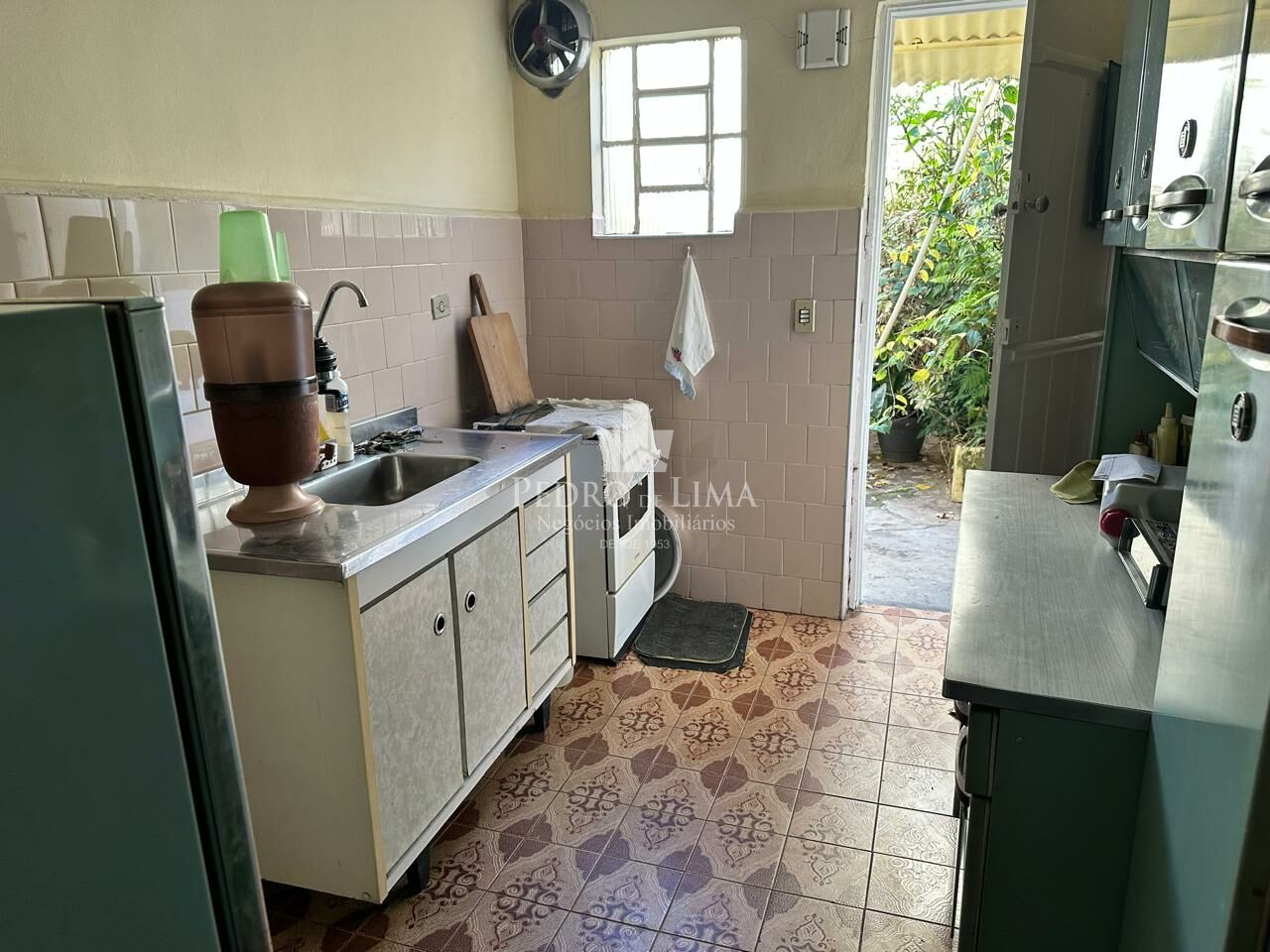 Casa  terrea     condução  na  porta no Cangaíba