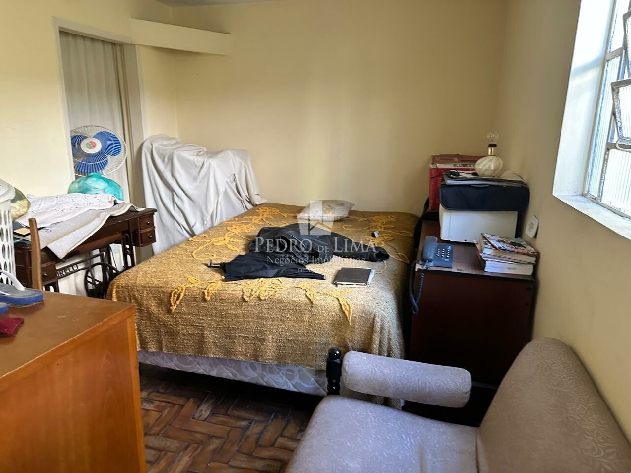 Casa  terrea     condução  na  porta no Cangaíba