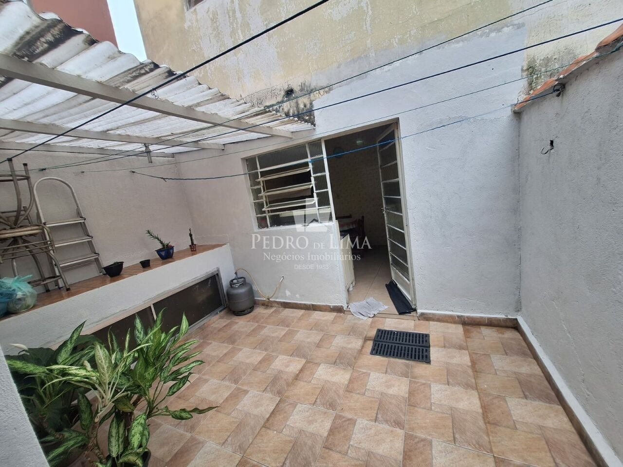 Sobrado frontal na Ponte Rasa